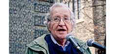 Noam Chomsky : “Le sort de l’expérience humaine est littéralement en jeu” 