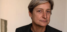 Judith Butler : “Je veux que les Ukrainiens gagnent cette guerre, mais je veux ultimement que la guerre soit éliminée”