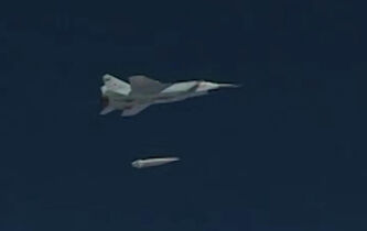 Arme nucléaire : “Vis-à-vis de la Russie, nous sommes dans un rapport du faible au fort”