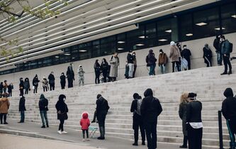 Faut-il faire des essais cliniques contrôlés en situation d’urgence ? 