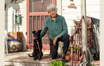 Donna Haraway : “Il faut apprendre à entrer en contact avec le “plus qu’humain’”