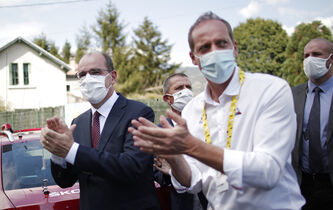 Castex et le Covid : les politiques sont-ils forcément des exemples à suivre ?