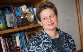 Catherine Dulac : “L’instinct parental peut être considéré comme l’ancêtre des comportements altruistes”