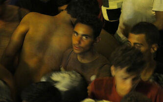 Trois migrants racontent les raisons de leur traversée