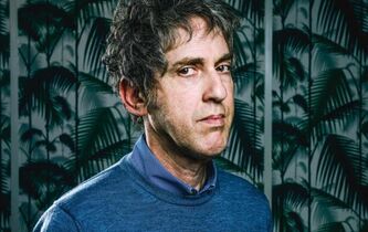 Éric Rochant. Agent double