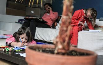 Ollivier Pourriol/Cynthia Fleury. Les parents peuvent-ils réinventer l’école à la maison ?