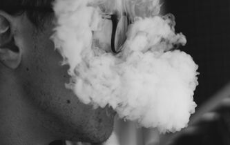 “Pour moi, fumer est devenu une manière de rester auprès de moi-même sans y être totalement”