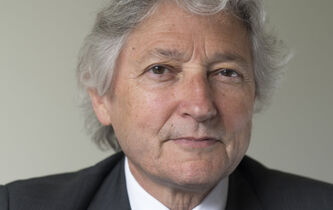 Dominique Rousseau : “Nous avons l’occasion de sortir de soixante ans d’un régime vertical”