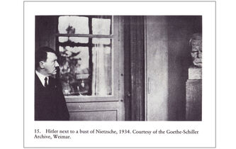 Olivier Mannoni : “Hitler ne sait pas écrire, et pas tellement penser de manière cohérente”