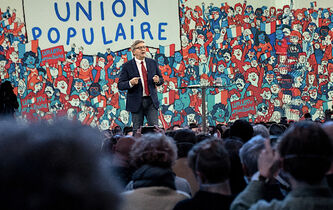 Meeting immersif : la politique à l’état gazeux ?