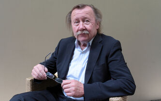 Peter Sloterdijk : “Dans le passé, vous priiez ; aujourd’hui, vous avez votre téléphone portable”