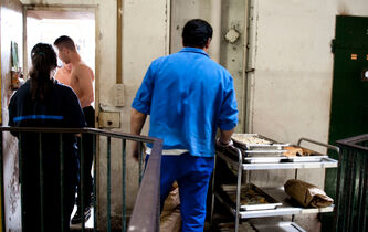 Corinne Rostaing : “La prison est devenue la voiture-balai de l’exclusion”