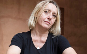 “Cher Connard” de Virginie Despentes : le pour/contre de la rédaction