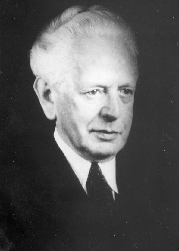 Ernst Cassirer